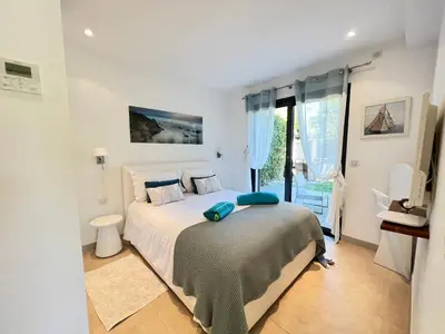 Un ou plusieurs lits dans un hébergement de l'établissement Capleouna-Villa la Cabane