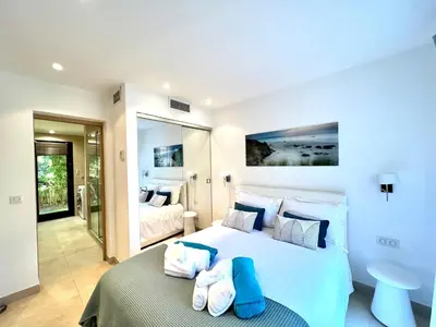 Un ou plusieurs lits dans un hébergement de l'établissement Capleouna-Villa la Cabane