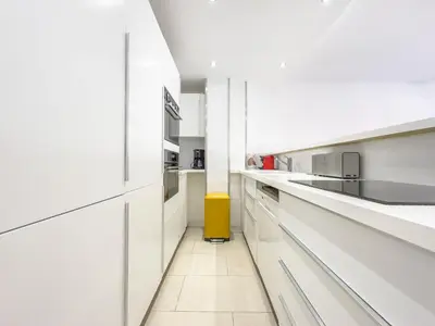Cuisine ou kitchenette dans l'établissement Le Maubourg by Winsome Destination