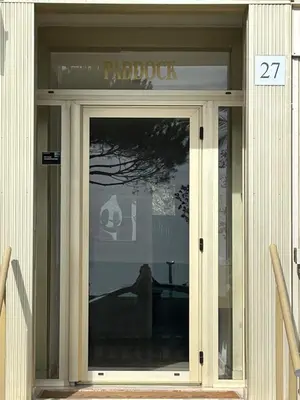 Plan de l'établissement Riviera 1 ou Riviera 2 ou réservez les 2 Front de Mer Cagnes sur Mer Promenade de la plage