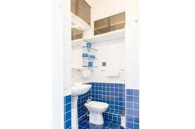 Salle de bains dans l'établissement Acquamarina Duplex dernier étage