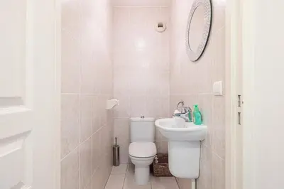 Salle de bains dans l'établissement NEW 2 bed apt in Antibes, 5 min walk to the Beach