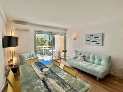 Coin salon dans l'établissement Mimosas by Welcome to Cannes