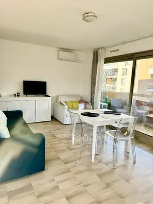 Coin salon dans l'établissement Spacieux studio à 150m de la plage 2 terrasses