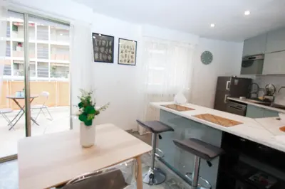 Cuisine ou kitchenette dans l'établissement Le Riva Bella