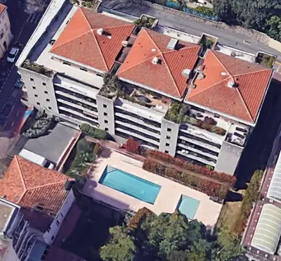 Piscine de l'établissement Toit terrasse dans résidence avec piscine ou située à proximité
