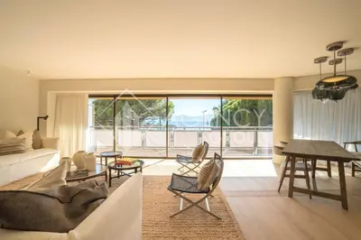 Coin salon dans l'établissement Superbe Appartement, Croisette
