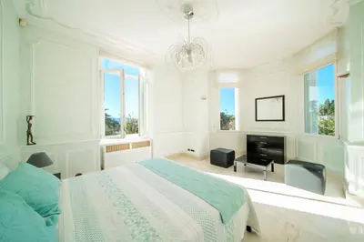 Un ou plusieurs lits dans un hébergement de l'établissement REF 1981 - Cannes Center - Particular town house for rent