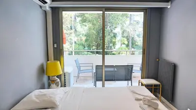 Un ou plusieurs lits dans un hébergement de l'établissement Proche Croisette, T2 avec terrasse, By Palmazur