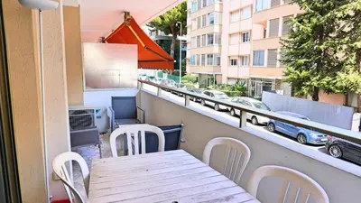 Balcon ou terrasse dans l'établissement Proche Croisette, T2 avec terrasse, By Palmazur