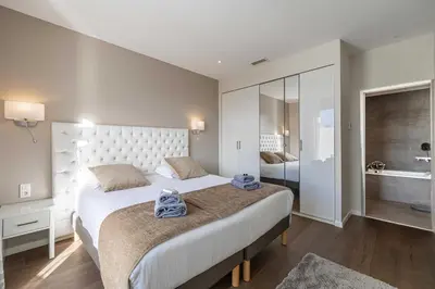 Un ou plusieurs lits dans un hébergement de l'établissement Splendid apartment, Sea view, Parking - Croisette