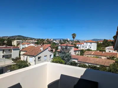 Vue générale sur la montagne ou vue sur la montagne depuis l'appartement