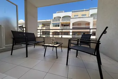 Balcon ou terrasse dans l'établissement LE STELLA MARINE Studio AirCo garage for 2 By Sunset