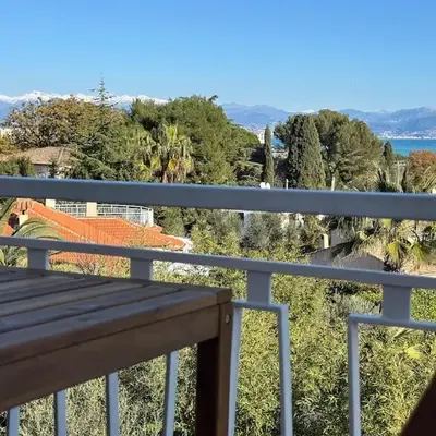 LAVERNE - Stunning Sea View T3 with South-Facing Terrace