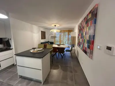 Cuisine ou kitchenette dans l'établissement Jardin Secret C01 By Avecoeur