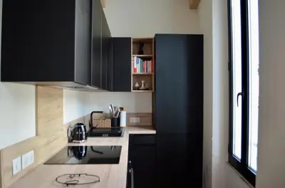 Cuisine ou kitchenette dans l'établissement T2 Cannes centre