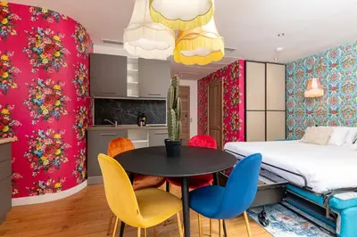 Cuisine ou kitchenette dans l'établissement La Roulotte du Tzigane