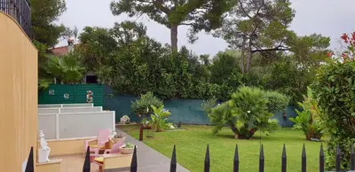 Jardin de l'établissement Appt T2 meublé-Juan les Pins-Logt 10