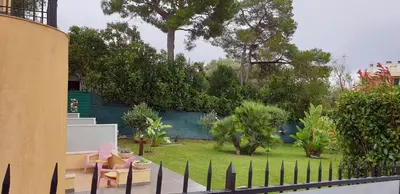 Jardin de l'établissement Appt T2 meublé-Juan les Pins-Logt 10