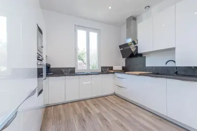 Cuisine ou kitchenette dans l'établissement appartement 1er étage
