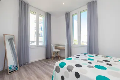Un ou plusieurs lits dans un hébergement de l'établissement appartement 1er étage