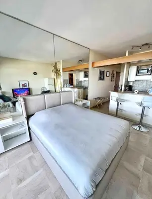 Un ou plusieurs lits dans un hébergement de l'établissement #101 MARINA RIVIERA BAY - Studio 30m2 avec terrasse vue Mer