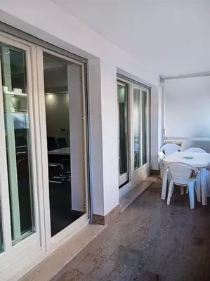 Un ou plusieurs lits dans un hébergement de l'établissement Superbe appartement Juan-les-Pins 200m des plages