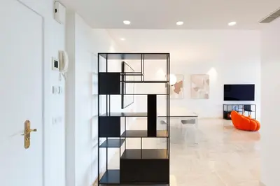 Coin salon dans l'établissement Exceptional Super-Cannes Glaïeuls with sea views pools & private jacuzzi