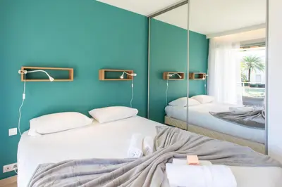 Un ou plusieurs lits dans un hébergement de l'établissement C7 - Staywiz us -1 BDR Pointe Croisette 5min Sea - Parking, AC & Terrace