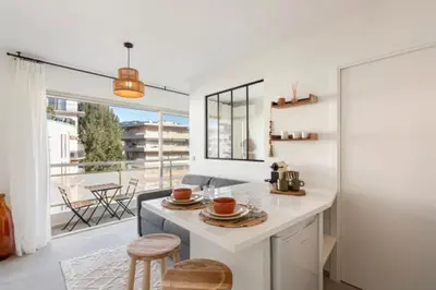 Plan de l'établissement Appartement Cannes 1 chambre - QG
