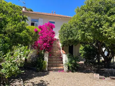 Jardin de l'établissement Chez Nicole