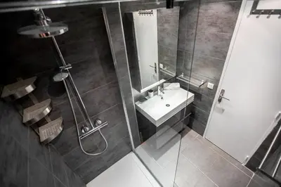 Salle de bains dans l'établissement Comfort 6 People Apartment by Connexion