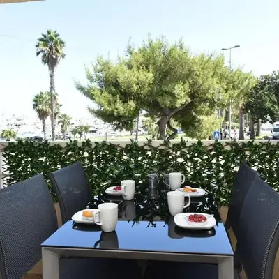 AU PORT - BRAND NEW flat w 1 bedroom