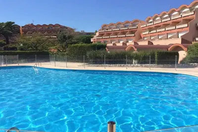 Piscine de l'établissement Antibes - 4 People - Swimming pool Tennis Park Parking ou située à proximité