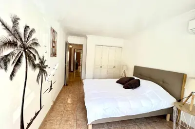 Un ou plusieurs lits dans un hébergement de l'établissement Antibes - 4 People - Parking - Terrace