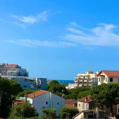 JUAN LES PINS - TOWN CENTER - 4 people