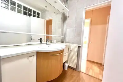 Cuisine ou kitchenette dans l'établissement Antibes - 4 people - Parking