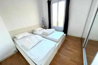 Un ou plusieurs lits dans un hébergement de l'établissement Juan les Pins town center - 4 people - top floor
