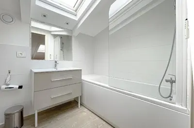 Salle de bains dans l'établissement Tony Allard By Winsome Destination 4A