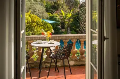 Balcon ou terrasse dans l'établissement Cannes centre maison bourgeoise