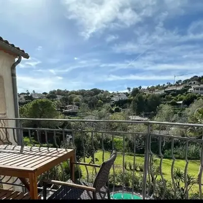 Villa Constance 3 Antibes - Spacieux logement en dernier étage