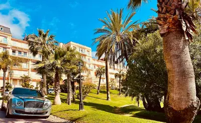Jardin de l'établissement StudioCalifornia-Parking-Plages 15 min walk