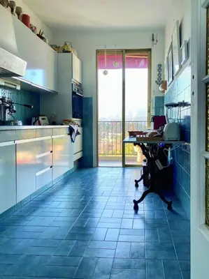 Cuisine ou kitchenette dans l'établissement 2-Room 60 m², Panoramic view, 2 balconies, 50m Pool