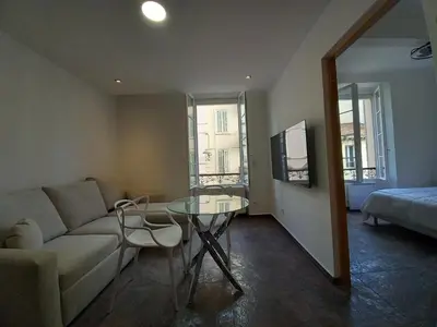 Télévision ou salle de divertissement dans l'établissement Simon Apartments