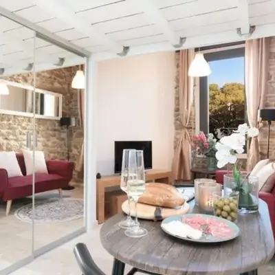 LE PETIT MARCHE - NEW 2021 Fabuleux studio 2Pax Wi-fi A/C