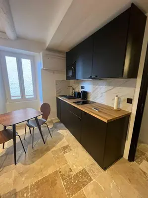 Cuisine ou kitchenette dans l'établissement MORINGA - New unit for 2 AC close to beach