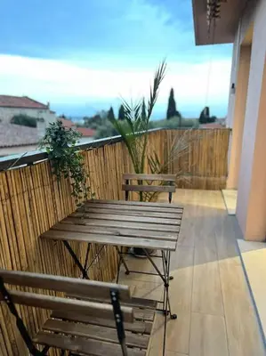 Balcon ou terrasse dans l'établissement T2 tout confort proche plage