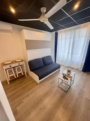Coin salon dans l'établissement A deux pas des plages