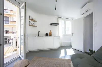 Plan de l'établissement Appartement 3 pièces / proche plage / centre / clim