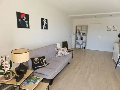 Plan de l'établissement Hauteur d'Antibes 3 pièces vue mer et montagne Calanques